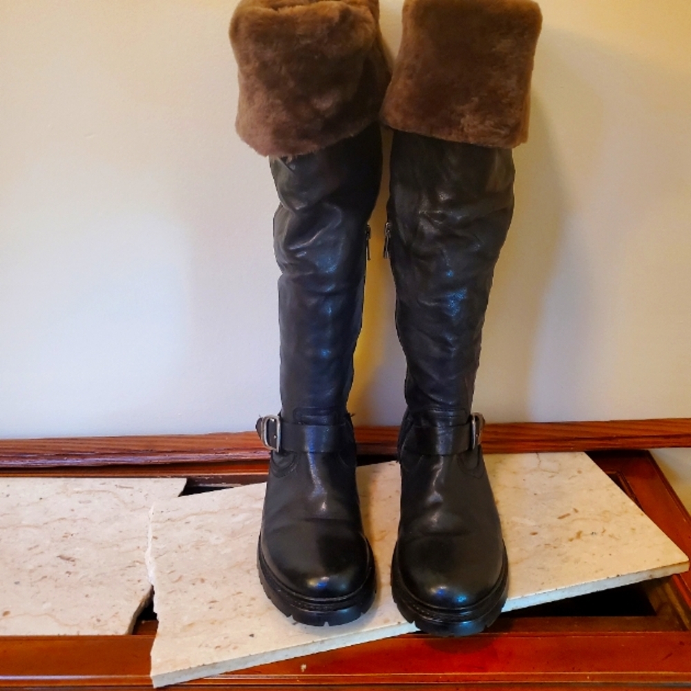 FRYE VALERIE BLACK BOOTS SIZE 7